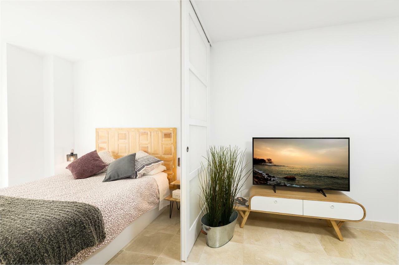 Apartamento Lujo Ancha Del Carmen Málaga Eksteriør billede