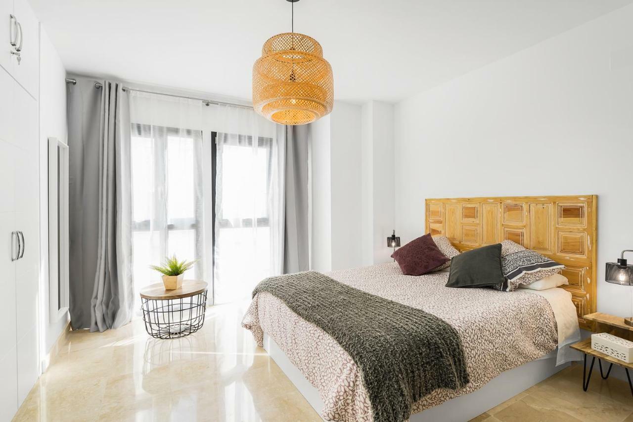 Apartamento Lujo Ancha Del Carmen Málaga Eksteriør billede